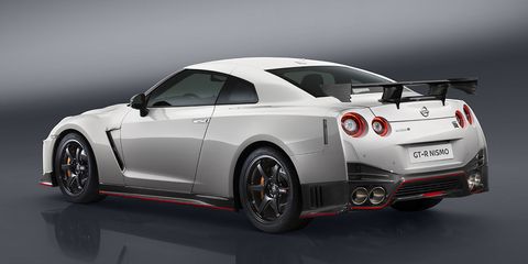 2017 Nissan Gt R Nismo Specs And Photos Of The Updated Gtr