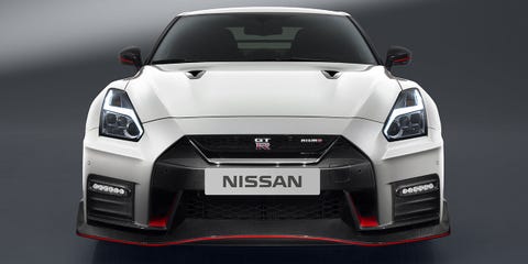 2017 Nissan Gt R Nismo Specs And Photos Of The Updated Gtr The Nissan Gt R Is An Exercise In Meticulousness Engines Are Embled