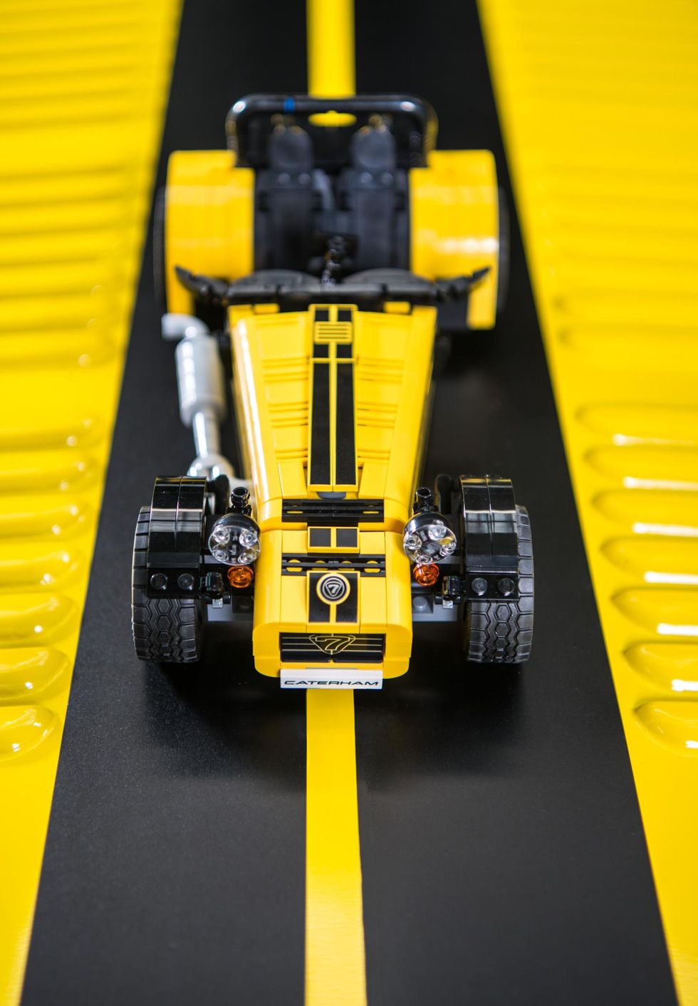 This LEGO Caterham 620R Has a Top Speed of Six MPH
