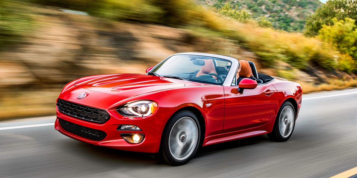 The 2017 Fiat 124 Spider Is a Great Car Made Into a Good One