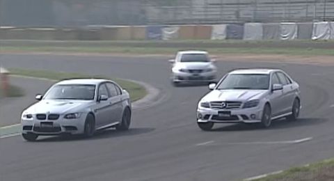 V8 Sedan Track Battle