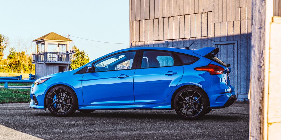 2016 Ford Focus RS Review - Focus RS Drift Mode Test