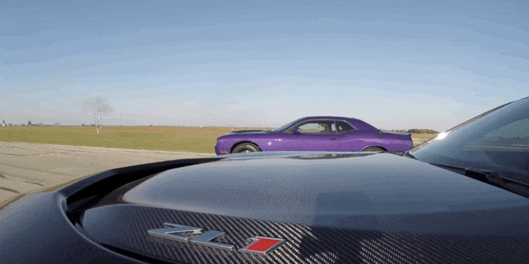 Hellcat vs ZL1 Drag Race - Dodge Challenger vs Chevy Camaro Acceleration