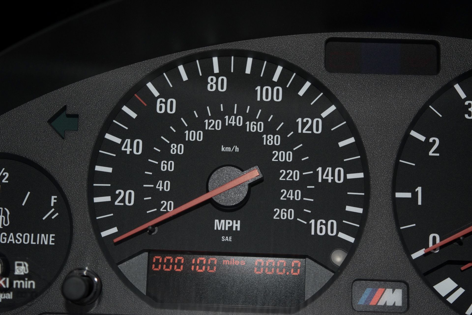 How to Adjust a Speedometer for Larger Tires 