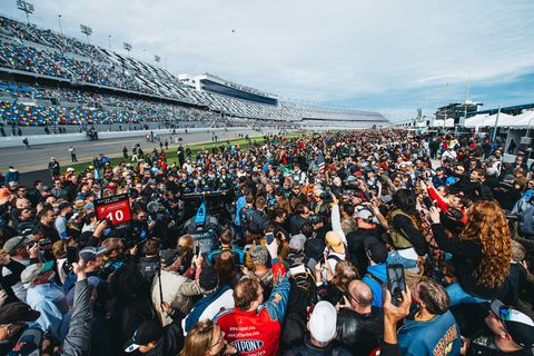 Remember the Rolex 24 at Daytona with this Mega Photo Gallery