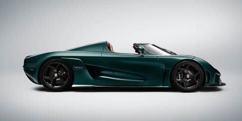 Feast Your Eyes On Koenigsegg S First Fully Carbon Fiber Regera