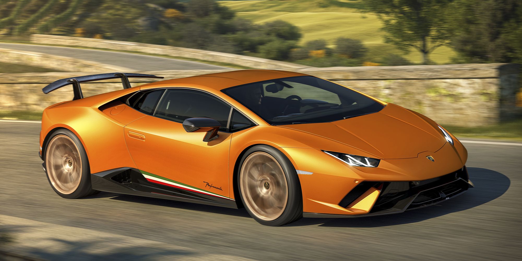 This Is the 640-HP Lamborghini Huracan Performante, Your New Nurburgring  Champ