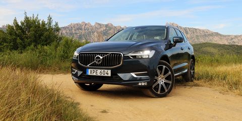 Land vehicle, Vehicle, Car, Motor vehicle, Automotive design, Crossover suv, Compact sport utility vehicle, Volvo xc90, Volvo cars, Grille, 