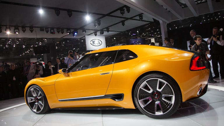 Kia gt4