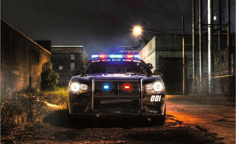 Photos: 2013 Dodge Charger Police Package