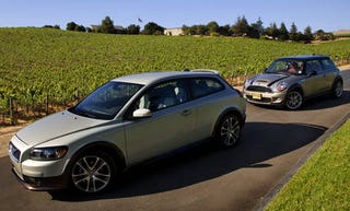 Photos Mini Cooper S Vs Volvo C30 Version 2 0