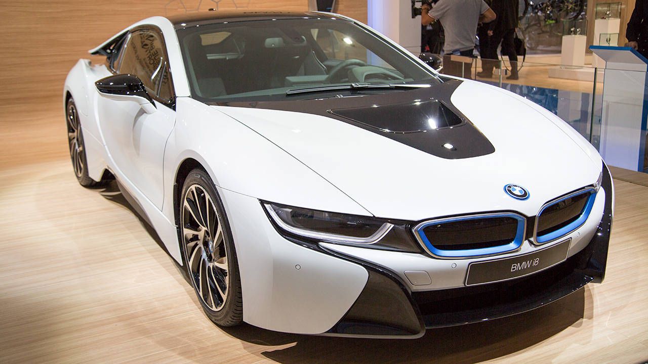 BMW i8 Coupe 2020 салон