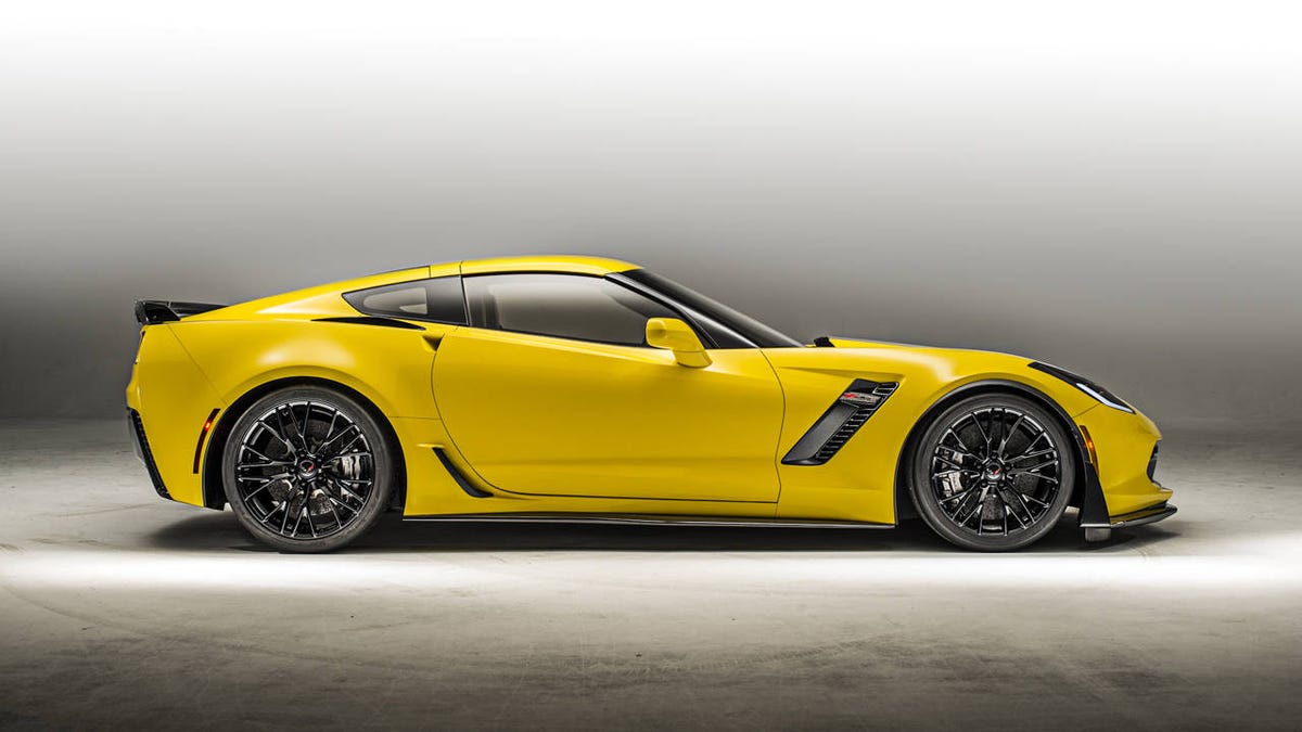 2015 Corvette Z06 Does 0 60 In 2 95 Seconds Starts At 79k