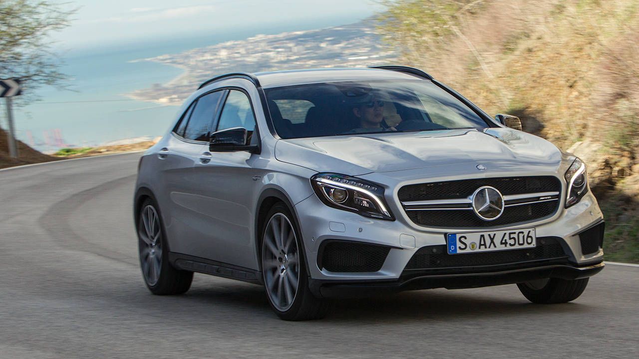 The 15 Mercedes Gla45 Amg Doesn T Know It S Misbehaving