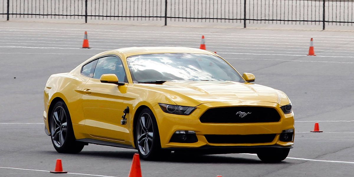 Photos 2015 Ford Mustang EcoBoost 2.3