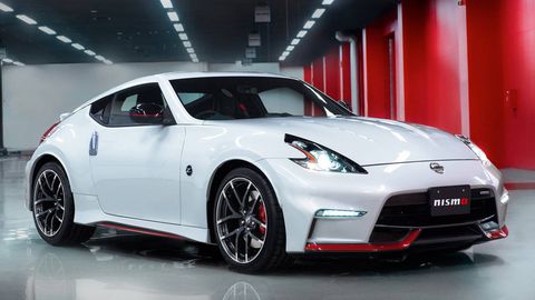 15 Nissan 370z Nismo Gets Facelift 7 Speed Automatic First Look