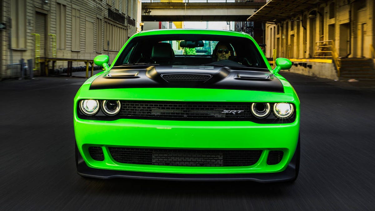 AUDIO: Dodge Challenger SRT Hellcat Ringtone - Listen and Download