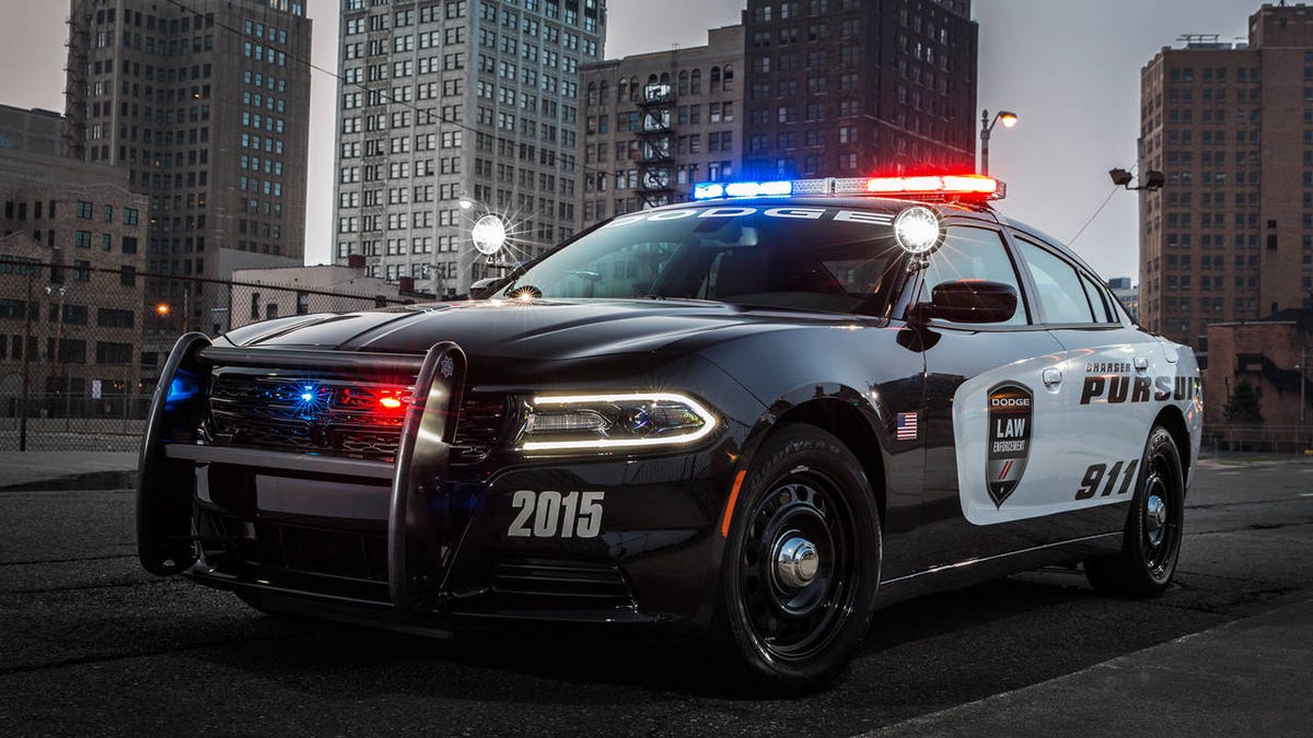 Photos 2015 Dodge Charger Pursuit