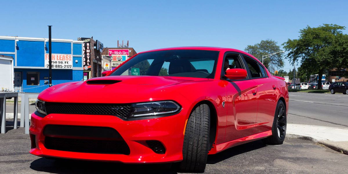 Photos: 2015 Dodge Charger SRT Hellcat Debut