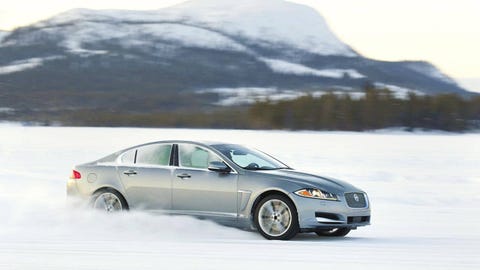 Driven 2017 Jaguar Xf And Xj 2017 Jaguar Xf 2 0 I4 Ti240