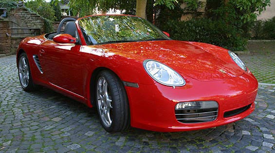 View The Latest First Drive Review Of The 05 Porsche Boxster Find Pictures And Comprehensive Information About Porsche Cars