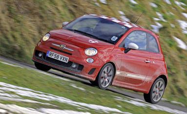 View The Latest First Drive Review Of The 2009 Fiat Abarth 500 Find Pictures And Comprehensive Information About Fiat Cars