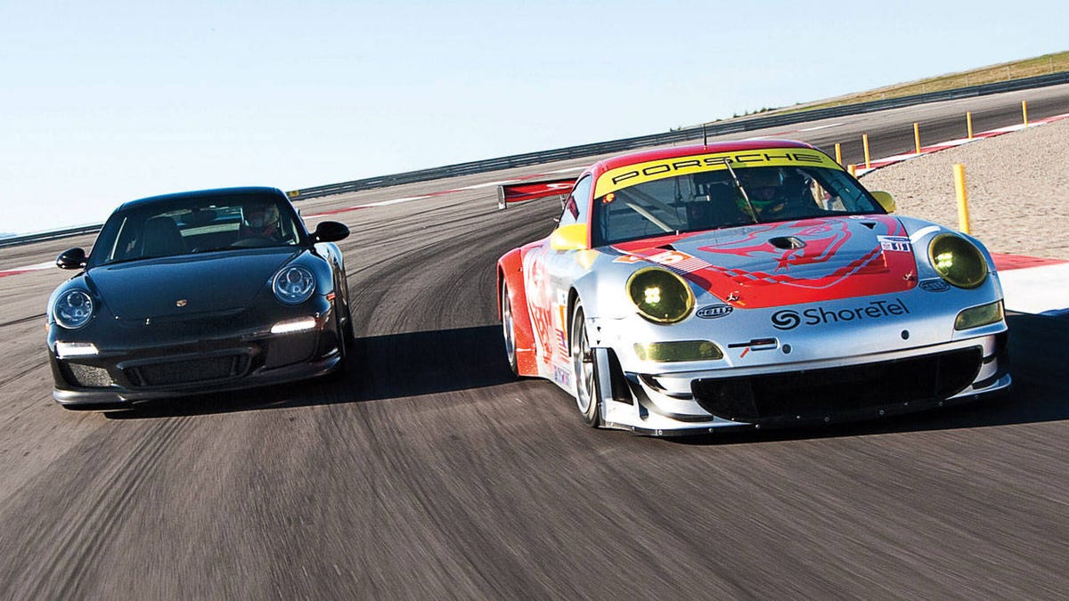 Porsche 911 GT3 vs. 911 GT3 RSR - Photos and Results of ...