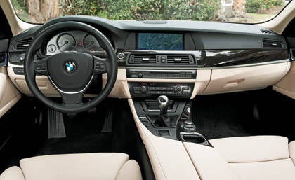 Motor vehicle, Steering part, Mode of transport, Automotive mirror, Product, Vehicle, Steering wheel, Automotive design, Center console, Car, Motor vehicle, Steering part, Mode of transport, Automotive mirror, Product, Vehicle, Steering wheel, Automotive design, Center console, Car,