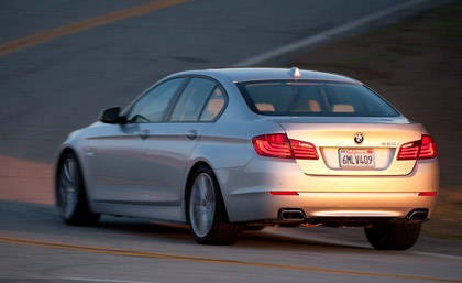 Tire, Wheel, Mode of transport, Automotive design, Vehicle registration plate, Vehicle, Automotive lighting, Automotive exterior, Rim, Alloy wheel, Tire, Wheel, Mode of transport, Automotive design, Vehicle registration plate, Vehicle, Automotive lighting, Automotive exterior, Rim, Alloy wheel,