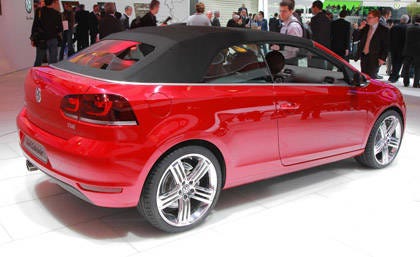 Vw Golf Cabriolet 2017 Volkswagen At Geneva No Visible Rollbar On This Cabrio