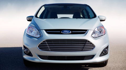 13 C Max Hybrid Review Photos Price And Performance 570 Mile Range Roadandtrack Com