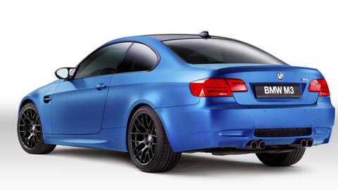 Tire, Wheel, Mode of transport, Automotive design, Automotive exterior, Vehicle, Alloy wheel, Spoke, Automotive tire, Rim, 
