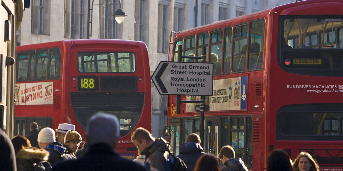 Driving in London - How To Drive in London