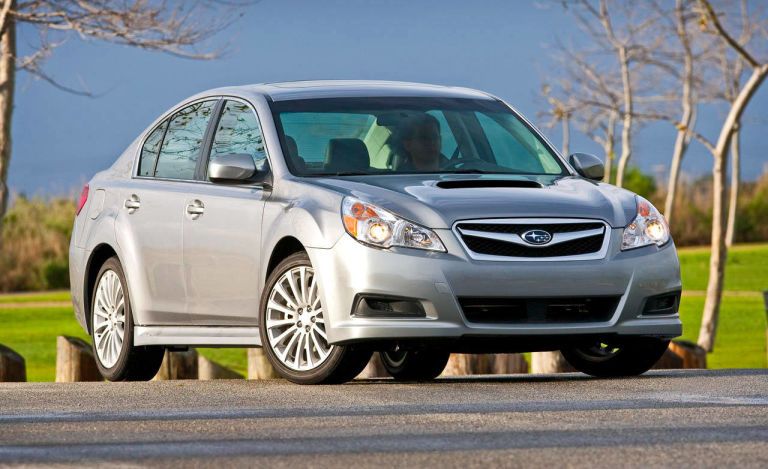 Субару 2.5. Subaru Legacy 2010. Субару Легаси 2010 седан. Subaru Legacy 2.5 gt. Subaru Legacy gt 2010.