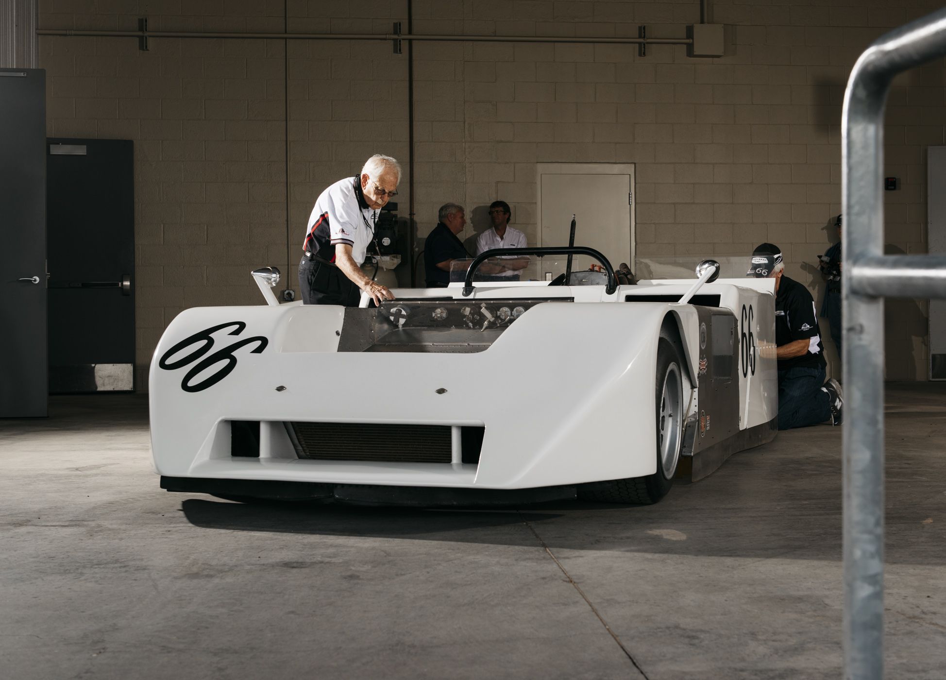 Jim Hall and the Chaparral 2J: The Story of America's Most Extreme Race Car