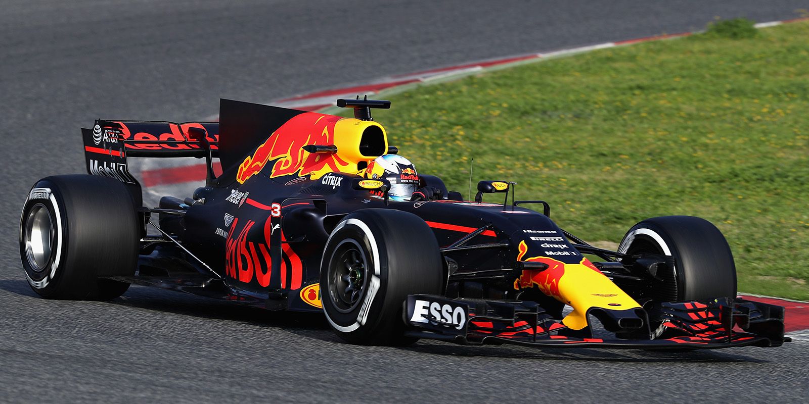 Red Bull's New Formula Car Has a Nifty Aero Trick Up its Nose