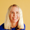 Headshot of Polly Stewart