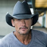 Tim McGraw Flies A Family To Nashville After Hearing Dying Father's  Heartfelt Wish. – InspireMore