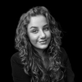 Headshot of Vera Dassen