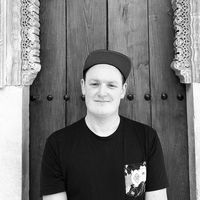 Zack Ruskin photo