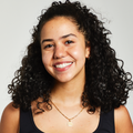 Headshot of Izabela Campos