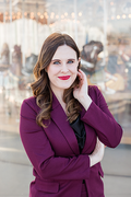 Headshot of Lindsay Tigar
