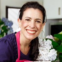 Leticia Moreinos Schwartz photo