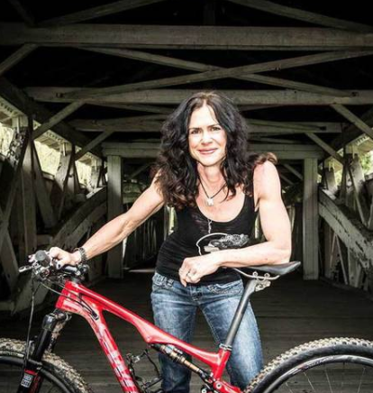 Headshot of Selene Yeager for Bicycling Magazine