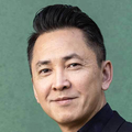 Headshot of Viet Thanh Nguyen
