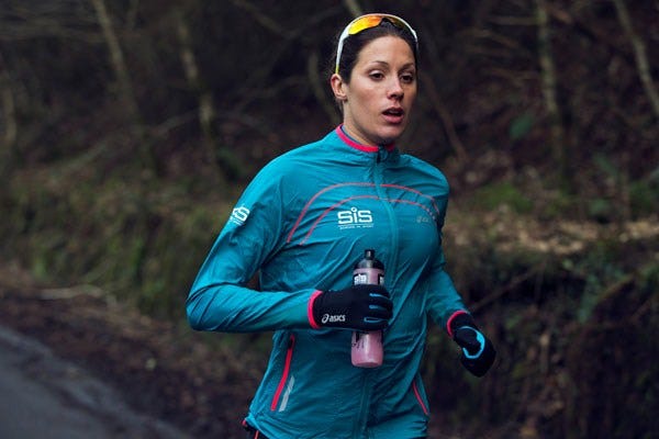 Sleeve, Sportswear, Goggles, Outdoor recreation, Running, Electric blue, Endurance sports, Long-distance running, Athlete, Exercise, 