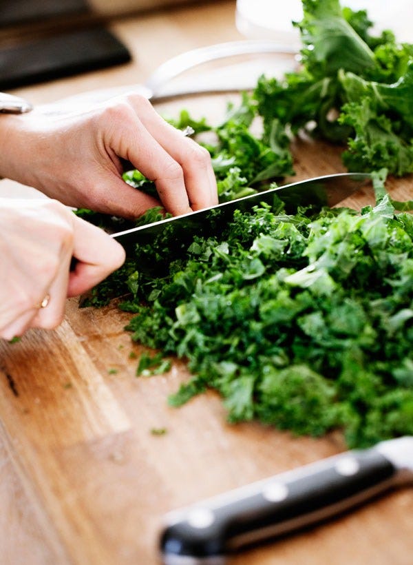 Finger, Food, Leaf vegetable, Ingredient, Vegetable, Produce, Nail, Fines herbes, Whole food, Recipe, 