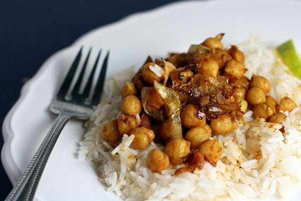Food, Dishware, Steamed rice, Ingredient, Tableware, White rice, Rice, Cutlery, Produce, Kitchen utensil, 