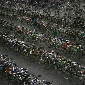 Wheel, Bicycle tire, Bicycle wheel rim, Bicycle frame, Bicycle, Bicycle handlebar, Rim, Bicycles--Equipment and supplies, Parking, Bicycle wheel, 