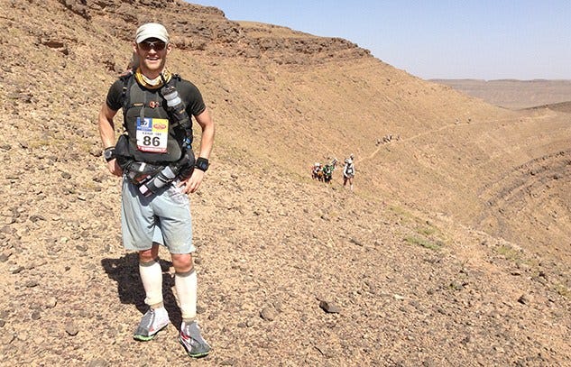 Kieran Alger running the The reality of running 156 miles in the sweaty Sahara